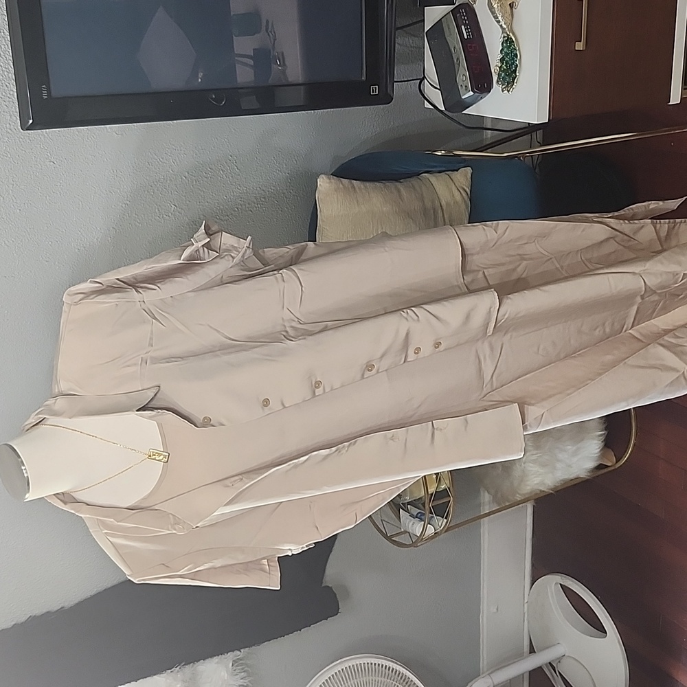 Roaman's 2pc Tan Dress Set NWT Shirt & Dress Approximately 30" P2P & 50" Long